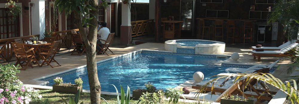 Akwati Suites Iguazu Пуерто-Іґуасу Екстер'єр фото