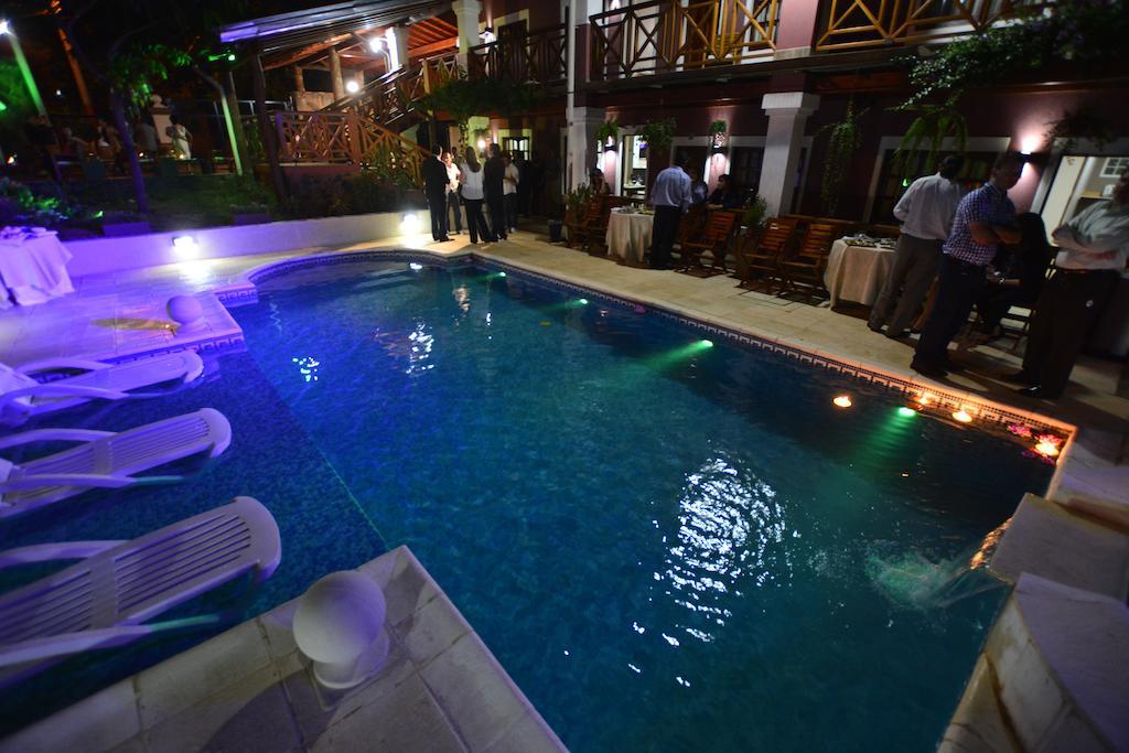 Akwati Suites Iguazu Пуерто-Іґуасу Екстер'єр фото