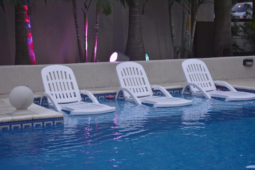 Akwati Suites Iguazu Пуерто-Іґуасу Екстер'єр фото